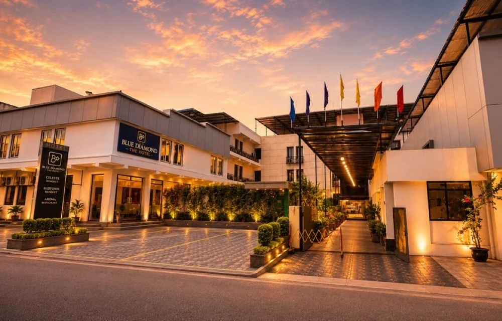 Blue Diamond The Hotel
